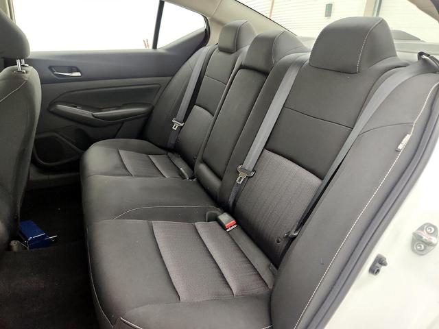 Photo of 2022 White Nissan Altima