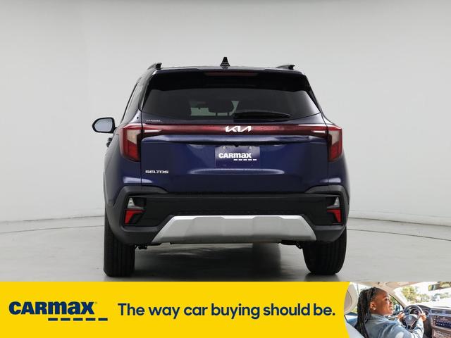 Photo of 2024 Blue Kia Seltos