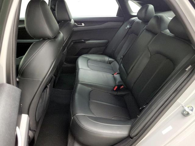 Photo of 2022 Gray Kia K5