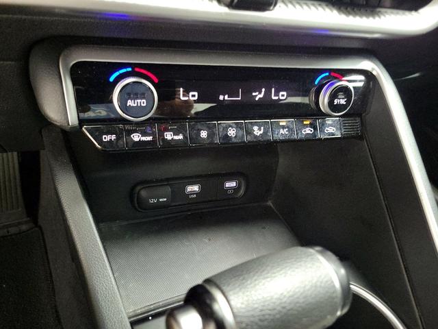 Photo of 2022 Gray Kia K5
