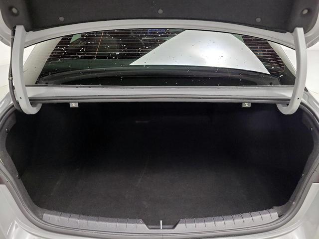Photo of 2022 Gray Kia K5