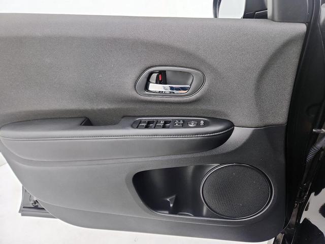 Photo of 2021 Black Honda HR-V