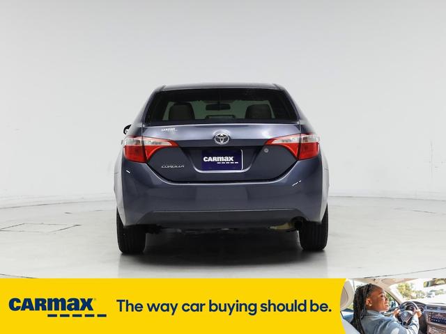 Photo of 2015 Gray Toyota Corolla