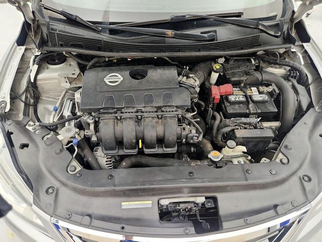 Photo of 2014 Silver Nissan Sentra