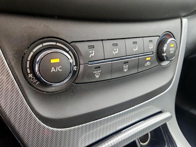 Photo of 2014 Silver Nissan Sentra