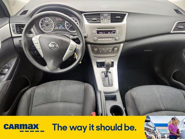 Photo of 2014 Silver Nissan Sentra
