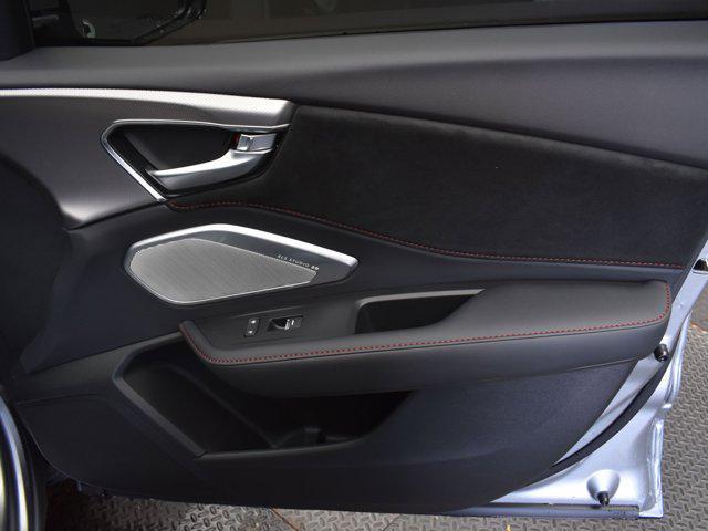 Photo of 2025 Solar Silver Metallic Acura RDX
