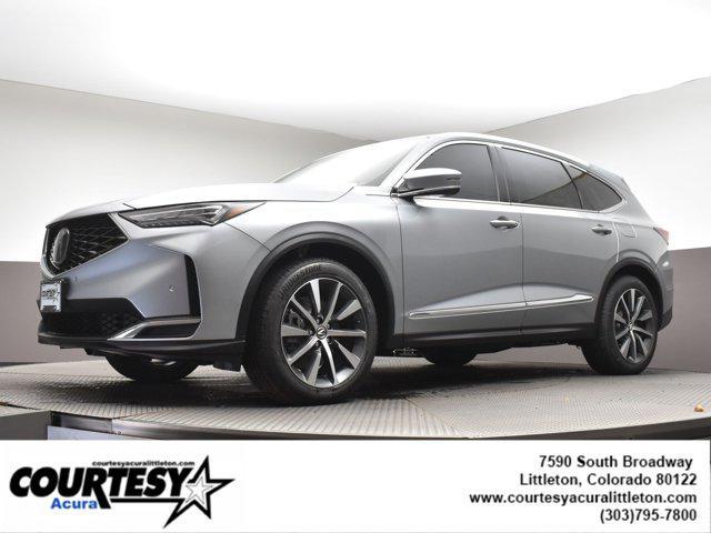 Photo of 2025 Lunar Silver Metallic Acura MDX