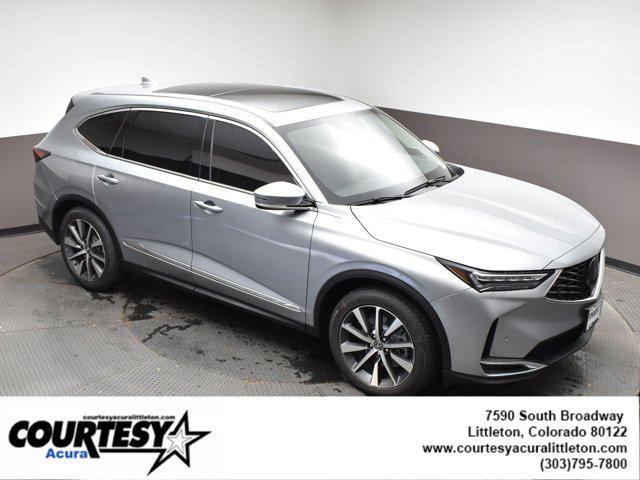 Photo of 2025 Lunar Silver Metallic Acura MDX