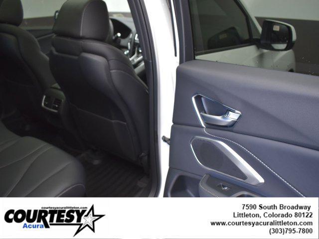 Photo of 2025 Platinum White Pearl Acura RDX