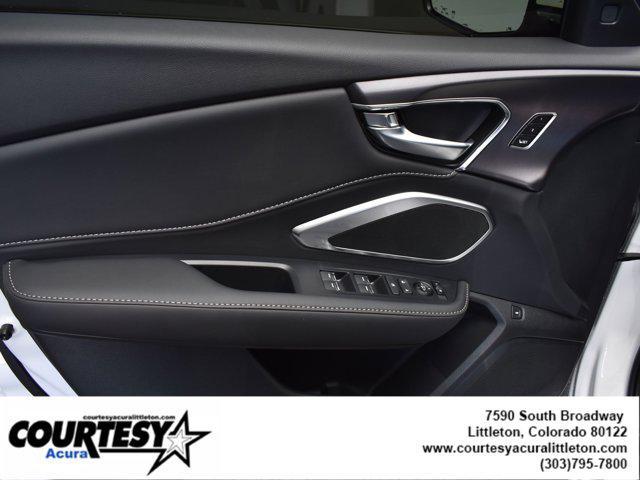 Photo of 2025 Platinum White Pearl Acura RDX