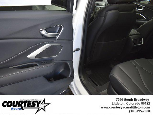 Photo of 2025 Platinum White Pearl Acura RDX