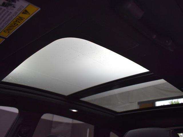 Photo of 2025 NH-893P/MAJESTIC B Acura RDX