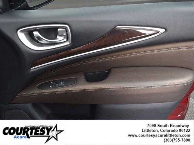 Photo of 2019 Deep Bordeaux INFINITI QX60