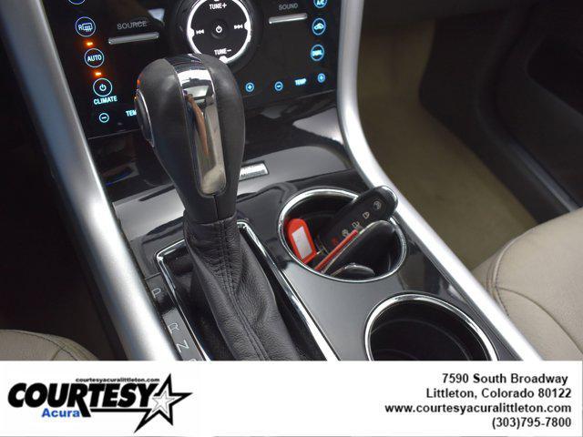 Photo of 2011 Ingot Silver Metallic Ford Edge