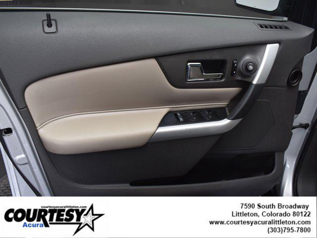 Photo of 2011 Ingot Silver Metallic Ford Edge