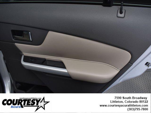 Photo of 2011 Ingot Silver Metallic Ford Edge