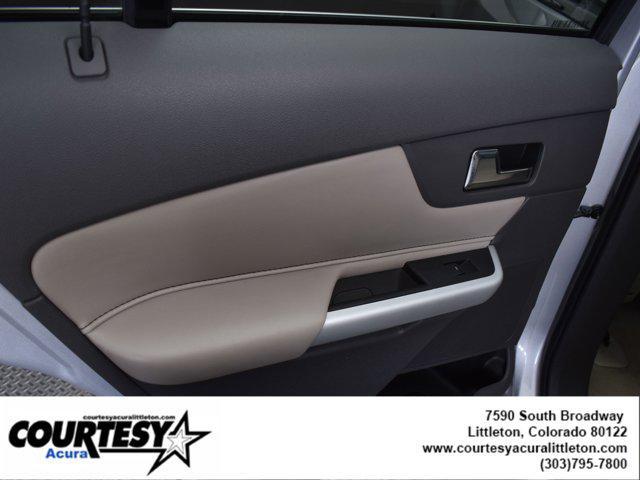 Photo of 2011 Ingot Silver Metallic Ford Edge