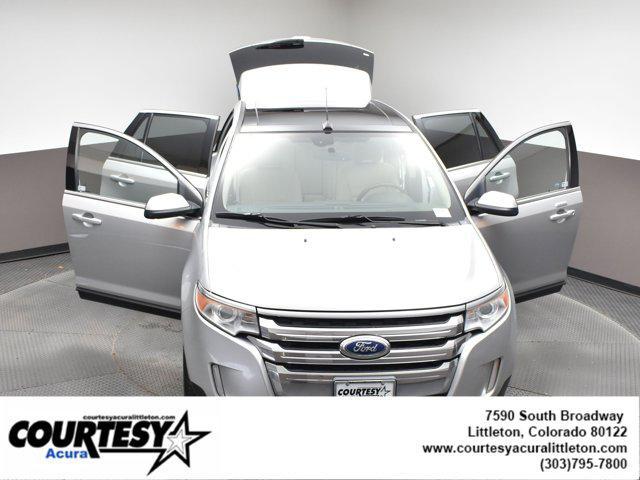 Photo of 2011 Ingot Silver Metallic Ford Edge