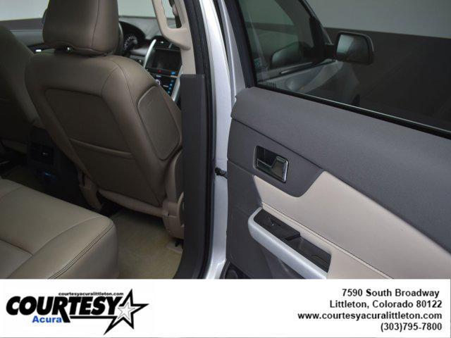 Photo of 2011 Ingot Silver Metallic Ford Edge
