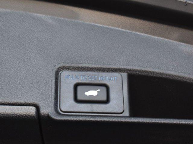 Photo of 2025 Platinum White Pearl Acura RDX