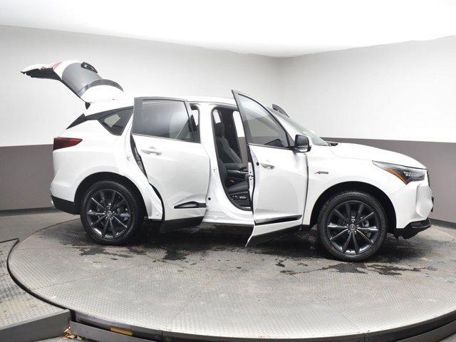 Photo of 2025 Platinum White Pearl Acura RDX