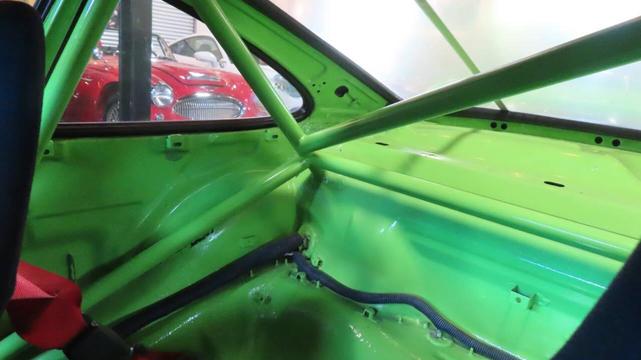 Photo of 1990 Green Porsche 911