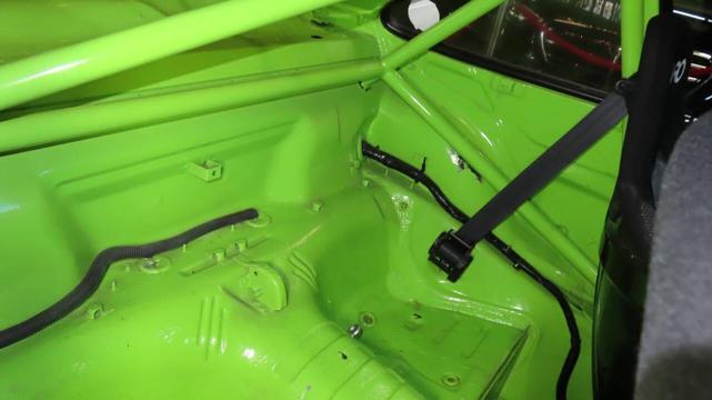 Photo of 1990 Green Porsche 911