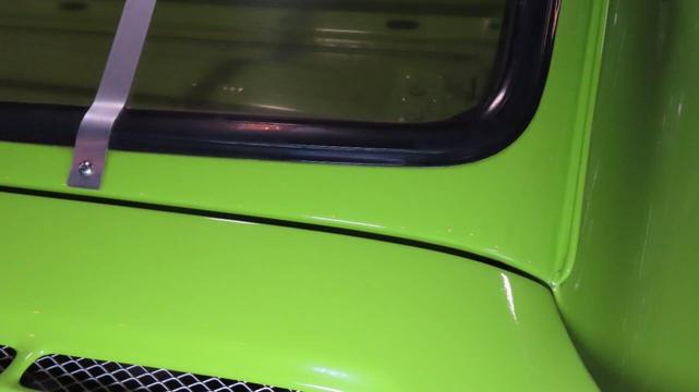 Photo of 1990 Green Porsche 911