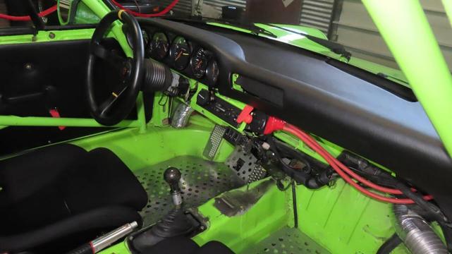 Photo of 1990 Green Porsche 911