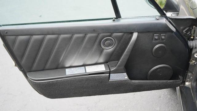 Photo of 1991 Slate Gray Porsche 911