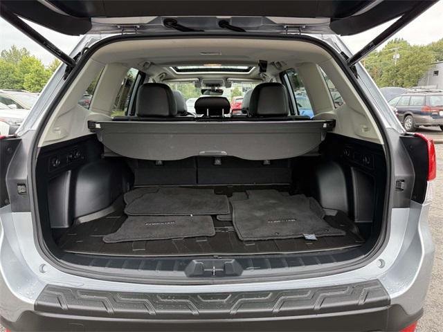 Photo of 2021 Ice Silver Metallic Subaru Forester