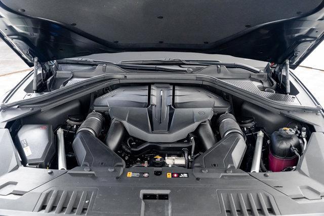 Photo of 2024 Vik Black Genesis GV80