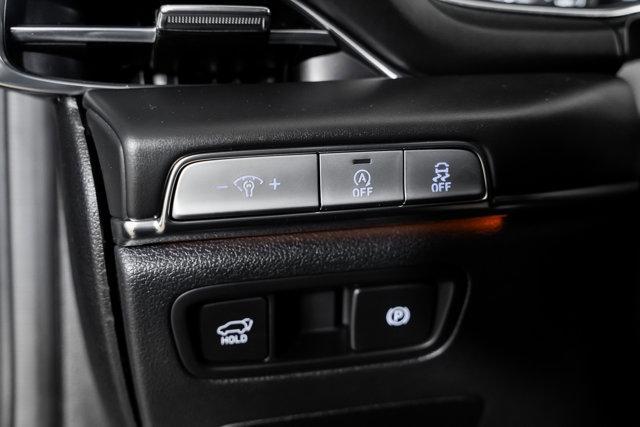 Photo of 2024 Vik Black Genesis GV80