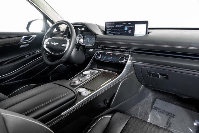 Photo of 2024 Vik Black Genesis GV80