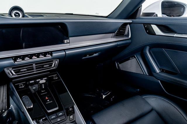 Photo of 2022 Carrara White Metallic Porsche 911