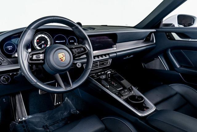 Photo of 2022 Carrara White Metallic Porsche 911
