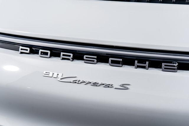 Photo of 2022 Carrara White Metallic Porsche 911