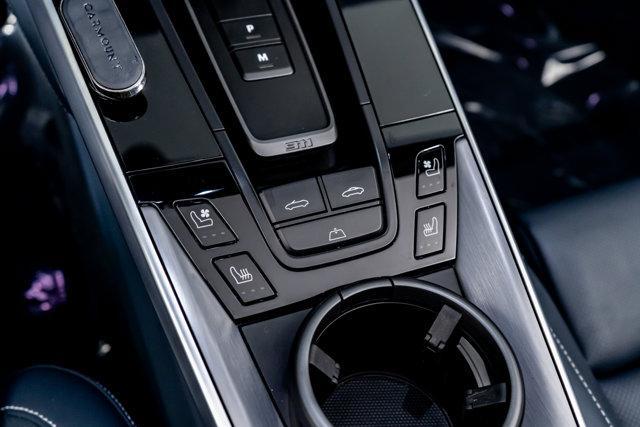 Photo of 2022 Carrara White Metallic Porsche 911