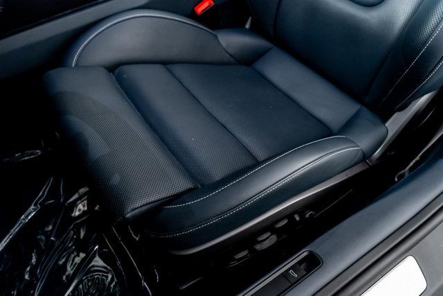 Photo of 2022 Carrara White Metallic Porsche 911