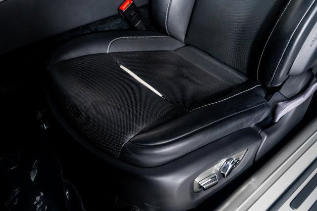 Photo of 2019 English White Rolls-Royce Wraith