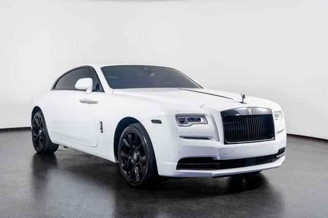 Photo of 2019 English White Rolls-Royce Wraith
