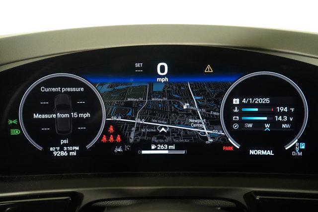Photo of 2024 White Porsche Cayenne