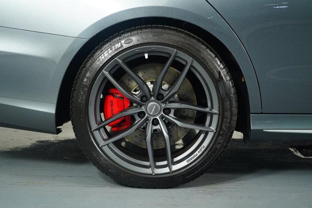 Photo of 2018 designo Magno Selenite Gray Mercedes-Benz AMG E 63
