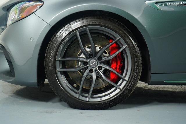 Photo of 2018 designo Magno Selenite Gray Mercedes-Benz AMG E 63