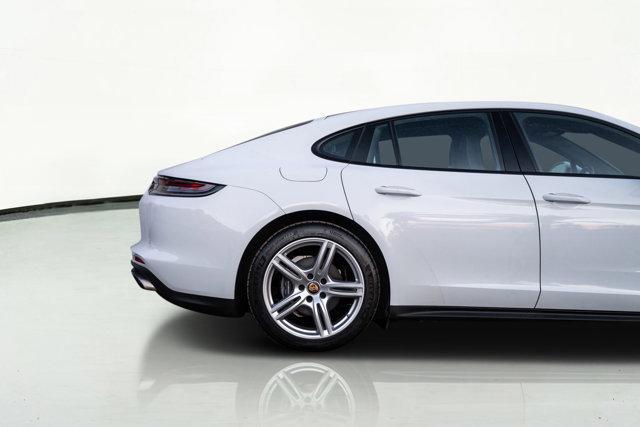 Photo of 2022 Carrara White Metallic Porsche Panamera
