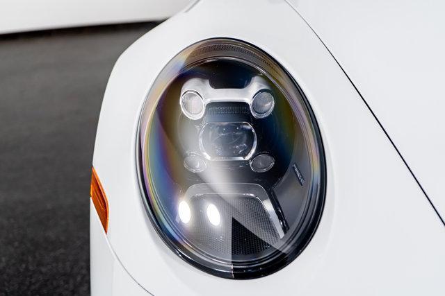 Photo of 2020 White Porsche 911