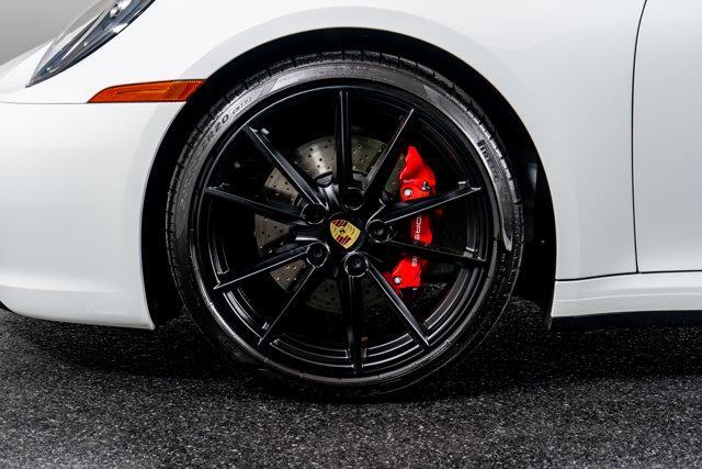 Photo of 2020 White Porsche 911