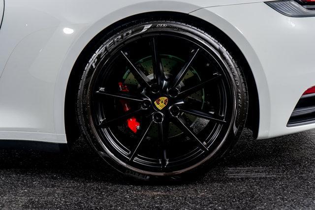 Photo of 2020 White Porsche 911