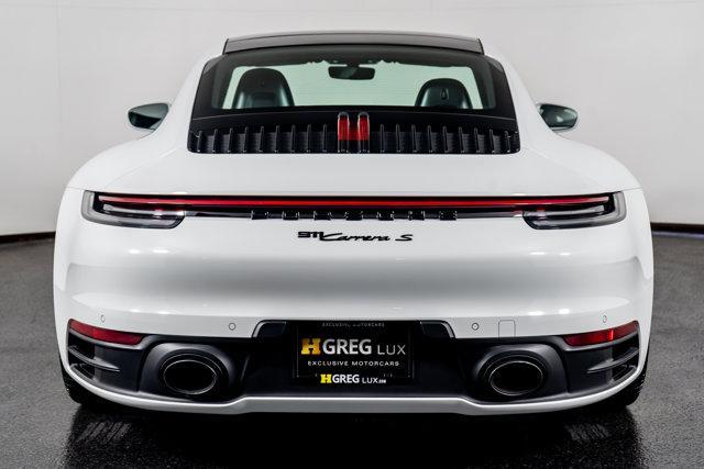 Photo of 2020 White Porsche 911